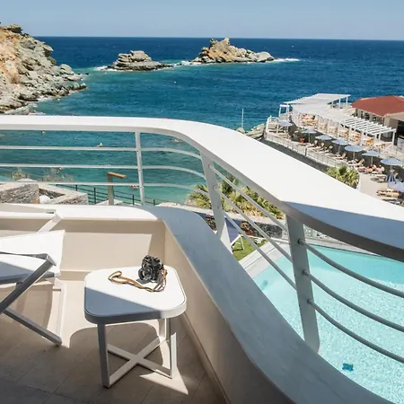 Villa Made By The Sea 3